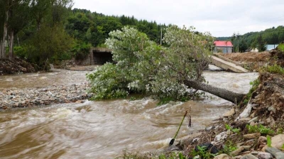 Власти Оренбурга призвали срочно эвакуироваться жителей, находящихся в зонах вероятного затопления