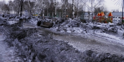 В Ачинске возбудили уголовное дело из-за черного снега